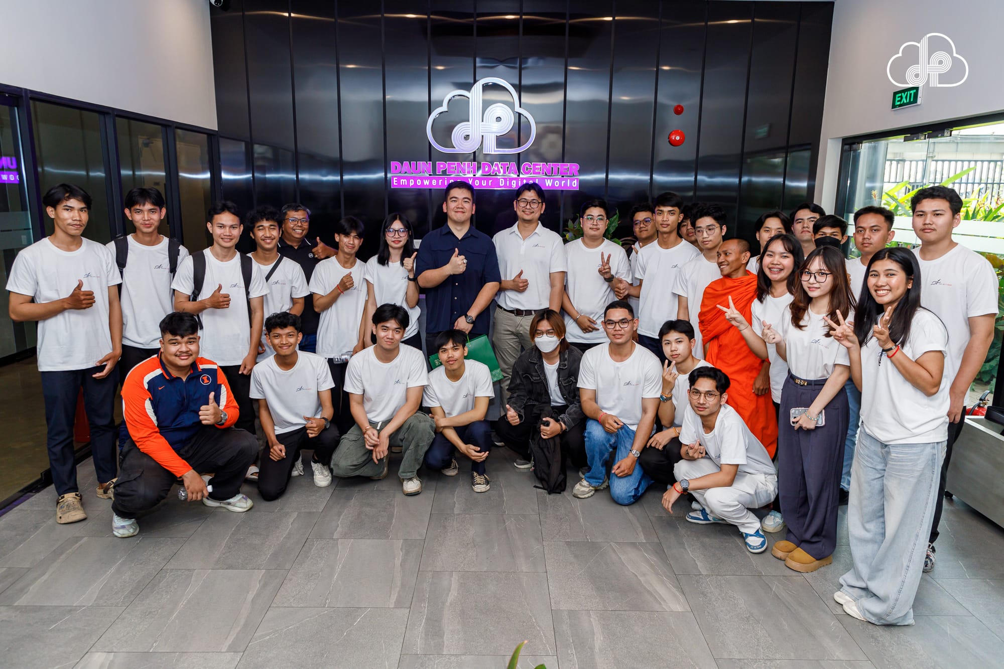 Empowering Future Innovators: SalaCyber Students Visit DP CLOUD